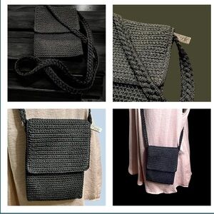 The Sak small crossbody crochet purse,
zip closure w/silver finish&logo puller.🖤